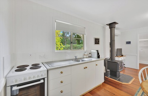 Stanthorpe Cottage | Briar Rose cottages Mulberry Cottage
