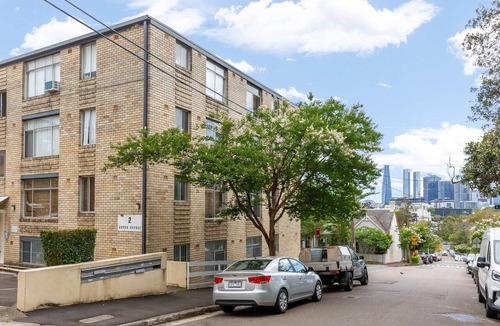 Glebe Apartment | Bright 2-Bed Apt with Spectacular Bridge Views