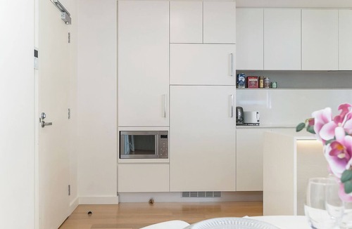 Macquarie Park Apartment | Bright 2-bedroom apartment with AC in soothing Macquarie Park
