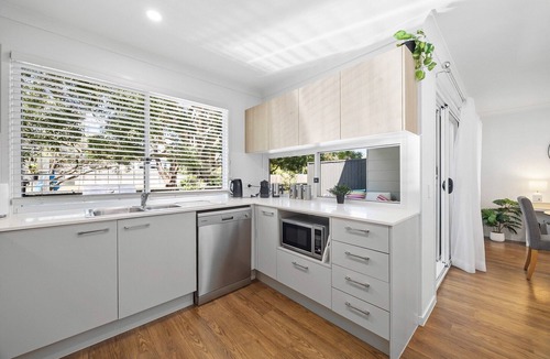 Maroochydore Apartment | Bright 3-Bed Home Near Maroochydore Beach