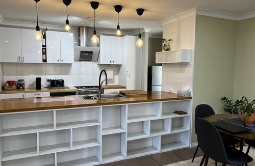 Marangaroo House | Bright and beautiful home in Marangaroo, short drive to Perth CBD and beach.