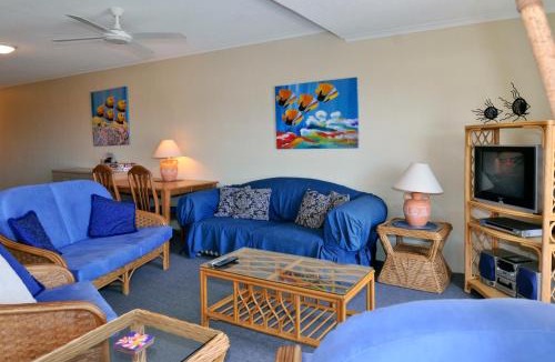 Sunshine Beach Apartment | Bright & comfortable in quiet location