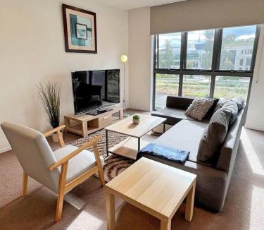 Braddon Apartment | Bright in Braddon! 1 bd 1bth Apt