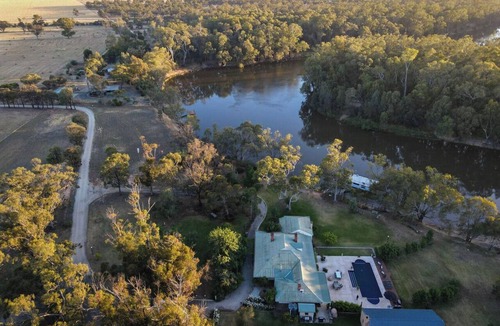 Moama House | Bright on the Murray