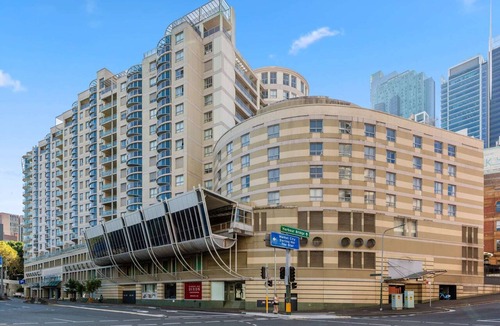 Darling Harbour Apartment | Bright & Spacious 1-Bed in Vibrant Sydney