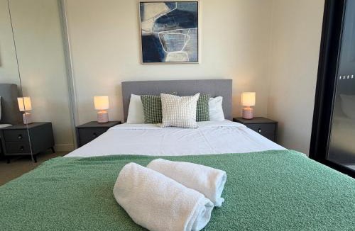 Leichhardt Apartment | Bright Stylish 2B2B Apartment in Leichhardt