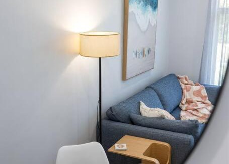 Brighton Apartment | Brighton Breeze Retreat - Idyllic Beachside Stay