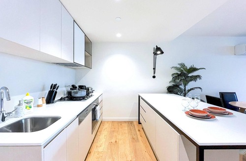 Werribee South Apartment | Brilliant Quay Blvd Apt Close to Wyndham Harbour