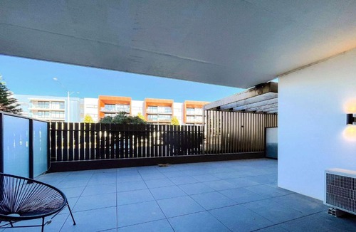 Werribee South Apartment | Brilliant Quay Blvd Apt Close to Wyndham Harbour