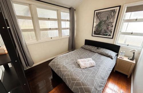 Kelvin Grove House | Brisbane Rooms