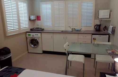Annerley Apartment | Brisbane Street Studios