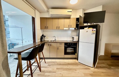 Broadbeach Apartment | Broadbeach Central Apt 600