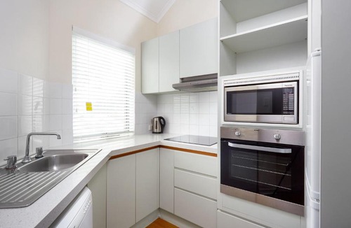 Como Apartment | Broadwater Resort Como