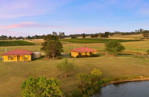 Rothbury Villa | Broken View Mountain Villa