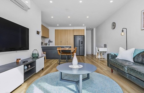 Brooklyn Apartment | Brooklyn Bliss Amidst Nature s Charm