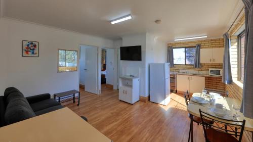 Roma Hotel | Bryants Motel Roma