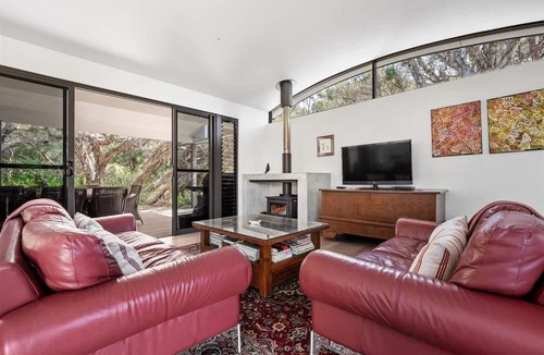 Naturaliste House | Bunker Bayhouse - Beachfront Retreat next to Resort