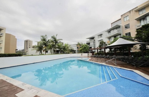Burleigh Heads Apartment | Burleigh Beach Life, Swell Resort 1.0