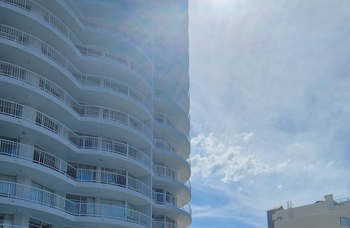 Miami Apartment | Burleigh Surf Apartments