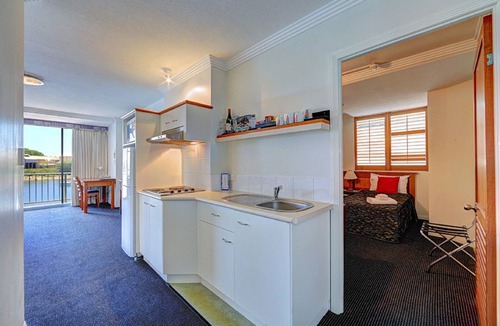 Bundaberg Central Hotel | Burnett Riverside Hotel
