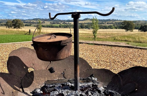 Two Mile Flat House | Burraburoo Retreat: Escape Explore Reset