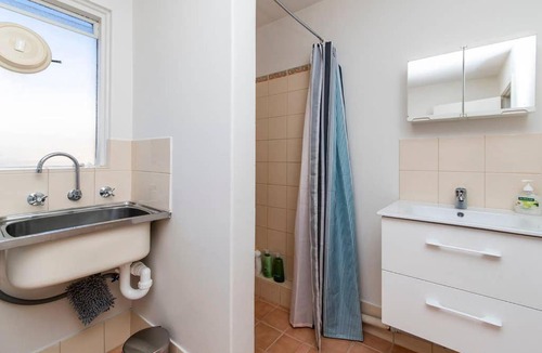 Rivervale Apartment | Burswood Comfort Short Walk to Crown amp Optus