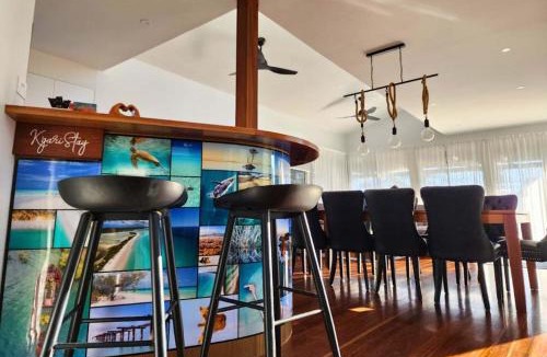 Kingfisher Bay House | Bushys Hilltop (Kingfisher Bay, Kgari)