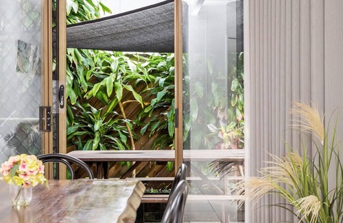 Byron Bay House | Byron Bay Accom - Mango Tree 4 - 63 Shirley Street