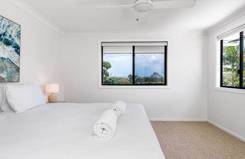 Byron Bay House | Byron Bay Accom - Sunset on Massinger - 60 Massinger Street - Pets on Request