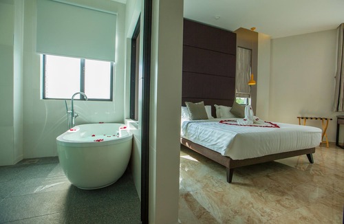 Sekudai Hotel | Bzz Hotel