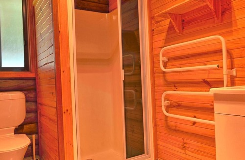 Adaminaby House | Cabin 3 - Snowy Accommodation