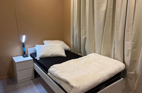 Adaminaby House | Cabin 5 - Snowy Accommodation