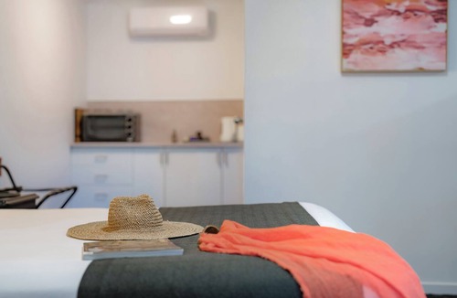 Caboolture Hotel | Caboolture Gateway Motel