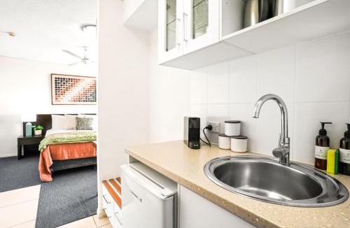 Cairns Central Business District Apartment | Cairns Central Studio 1012 Rooftop Shared Pool & CBD Location