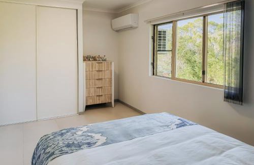 Holloways Beach Apartment | Cairns Coral Oasis - Holloways Beach