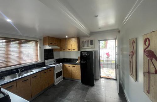 Cairns North Apartment | Cairns Exclusive Paradise Home