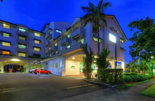 Cairns North Hotel | Cairns Sheridan Hotel