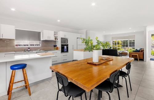 Callala Bay House | Callala Bay n Beach House - Pet Friendly with Fireplace