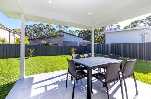 Callala Bay House | Callala Chill Jervis Bay - Short Walk to Creek