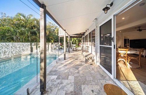 Little Mountain House | Caloundra Tropical Retreat - Pool & Garden Escape