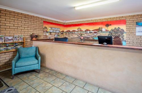 Mitchell Hotel | Cambridge Motel