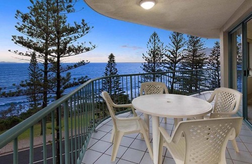 Kings Beach Apartment | Campbells Cove Unit 11