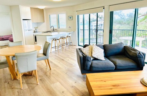 Kings Beach Apartment | Campbells Cove Unit 11