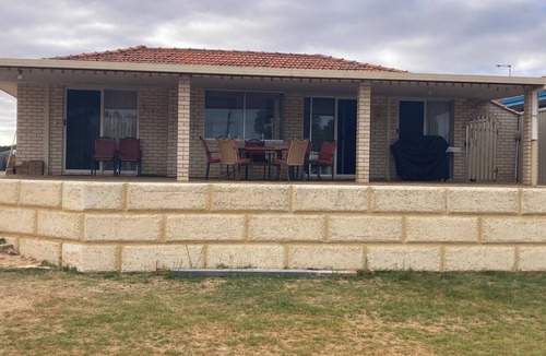 South Yunderup House | Canal Cottage/Holiday House
