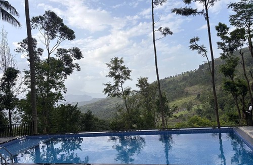 Devikolam Resort | Canela Vista