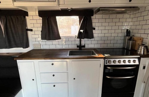 Tarcowie Cabin | Canoees Realm Glamping