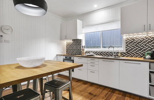 Eden Cottage | Canoon: 4 bedroom