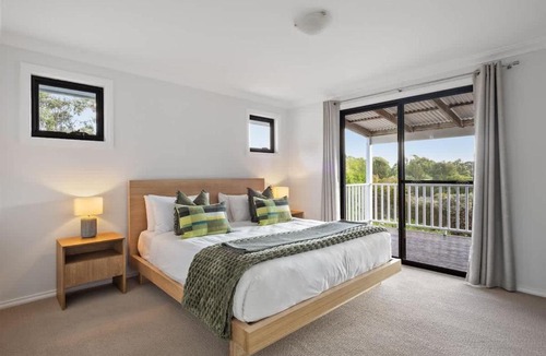 Quedjinup House | Canopy House - Refined Bushland Haven near the Coast