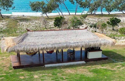 Curtis Island House | Cape Keppel Beach Cottage 2
