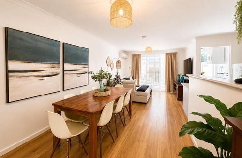 Broadwater House | Cape View 26 Your Perfect Coastal Retreat